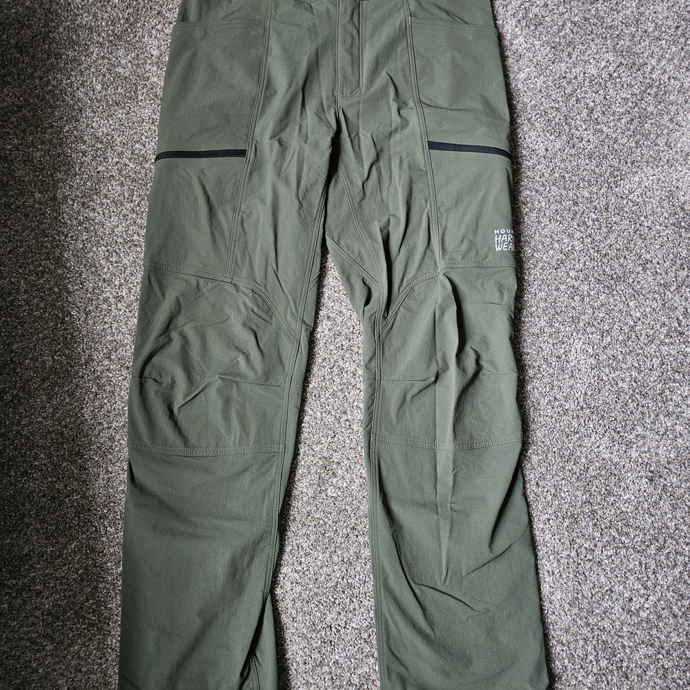 Mountain Hardwear Green Cargo Pants